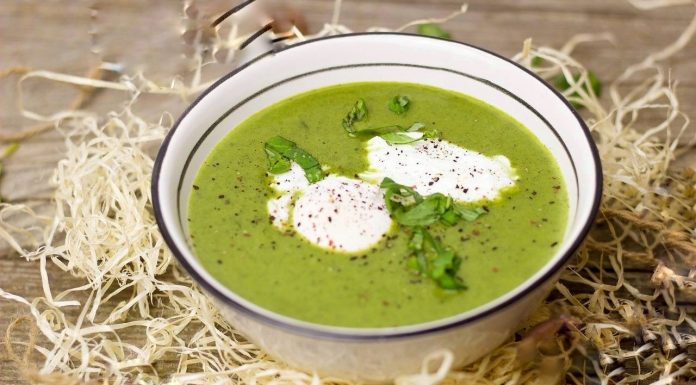 Recept: Smetanova kremna juha iz kumar in krompirja