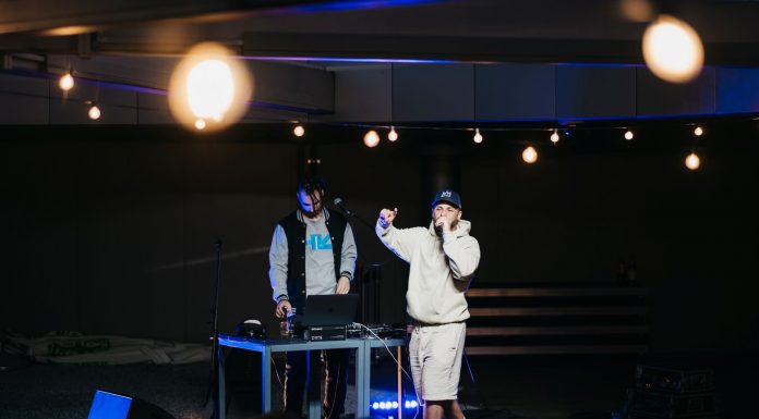 Glasbeno in filmsko obarvano dogajanje na ALEJI SKY