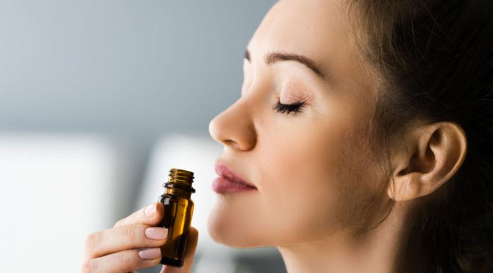 Vdihovanje eteričnih olj med spanjem sproži dramatično izboljšanje spomina