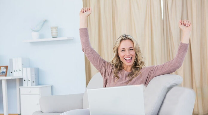 Kdo zna bolje z denarjem? Moški ali ženske? To zna marsikoga presenetiti.