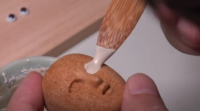 Ne boste mogli verjeti, kako zelo zahtevna je izdelava japonskih lutk