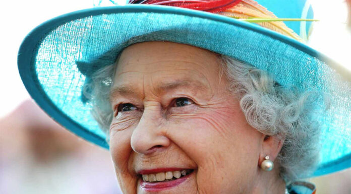 Kraljica Elizabeta je na smrtni postelji pustila dve osebni pismi