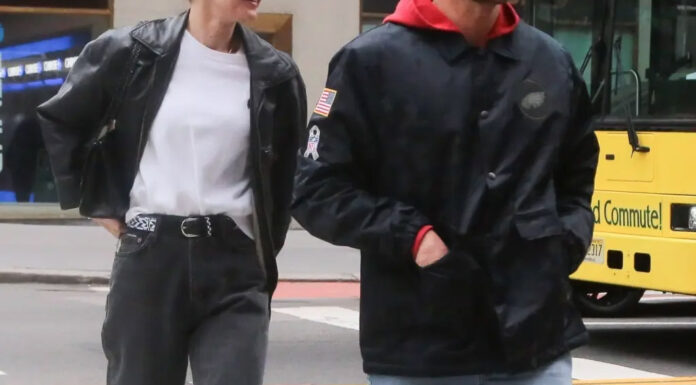 Nepričakovana zveza med zvezdnikoma je postala resna; njegova bivša ni navdušena