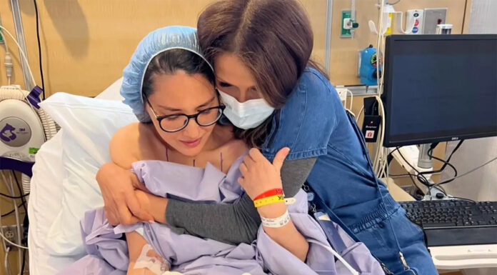 43-letni igralki diagnosticirali agresivno obliko raka na dojki; opravili dvojno mastektomijo