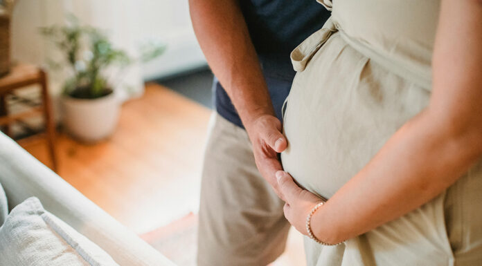 “Ozempic otroci” v porastu: celo neplodne ženske zanosijo, ko ga jemljejo