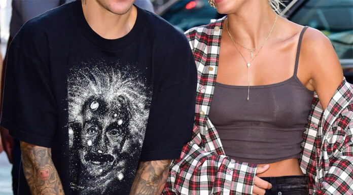 Zvezdniški parček naznanil, da pričakuje prvega otroka