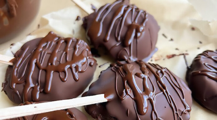 Recept: Zamrznjeni beljakovinski čokoladni popsi