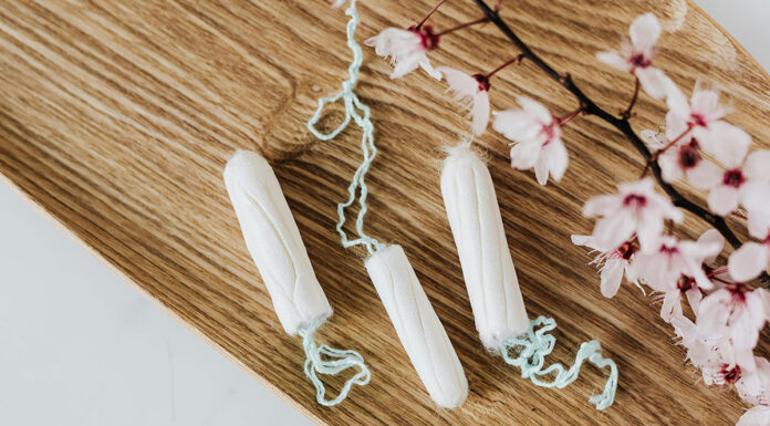 Študija: v tamponih široko dostopnih blagovnih znamk odkrili težke kovine