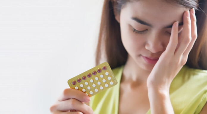 Hormonska kontracepcija v najstniških letih pušča dolgoročne posledice na duševnem zdravju