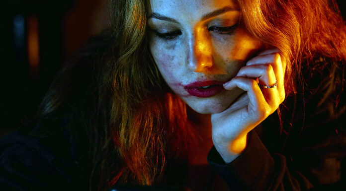 Prihajajo aplikacije za pametne telefone, ki bodo ugotovile, če je uporabnik depresiven