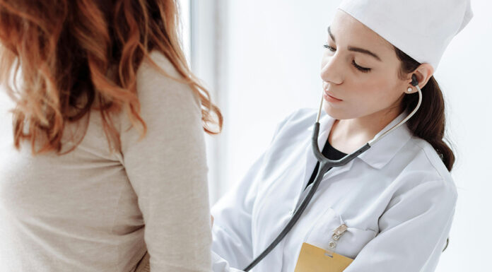 Hitreje do specialista: So zavarovalnice jasne pri razlagi svoje ponudbe?