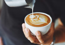 Kava lahko upočasni biološko staranje pri hudih duševnih boleznih