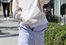 Sin slavnih staršev šokiral s svojo izbiro oblačil za prefinjeno zabavo