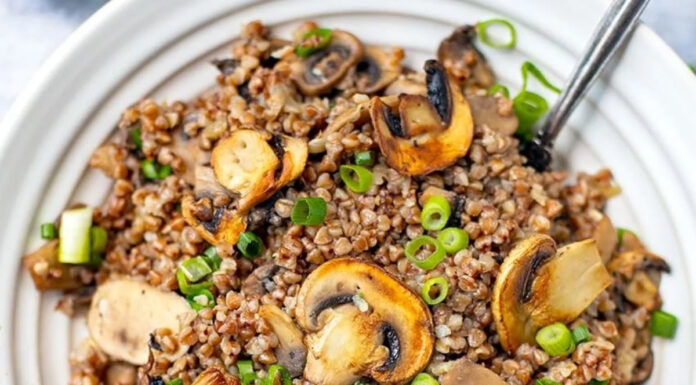 Recept: Ajdova kaša z gobami