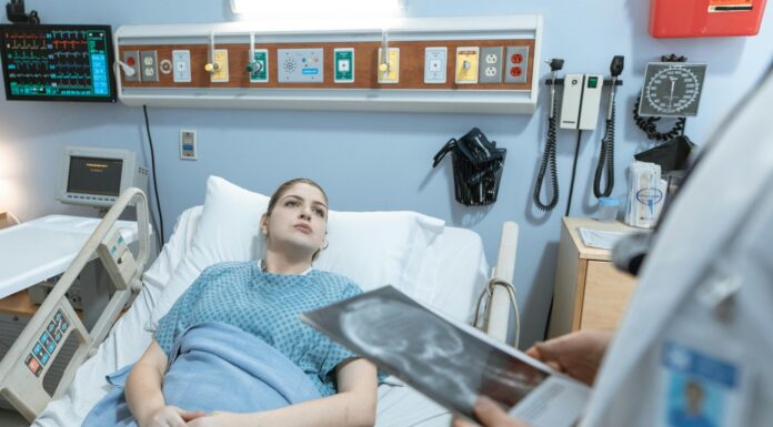 Vse, kar morate vedeti o sindromu toksičnega šoka (TSS)