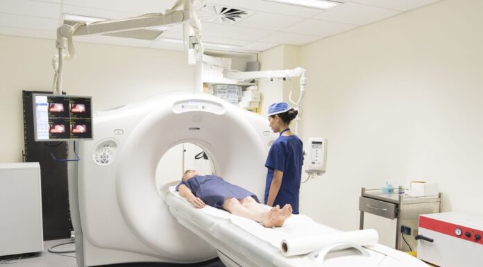 Računalniška tomografija (CT) povzroči 100.000 dodatnih primerov raka
