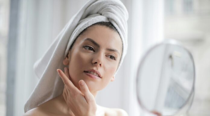 Ključne kozmetične sestavine za zaviranje staranja oz. pomlajevanje kože