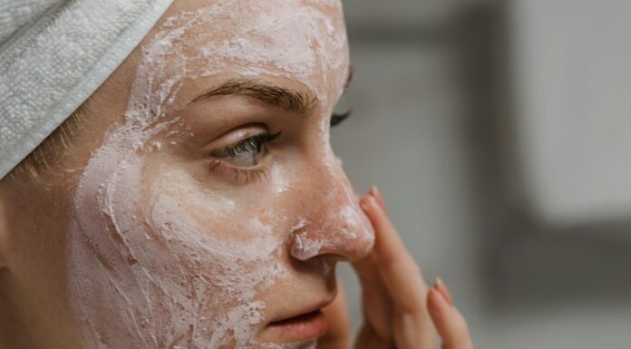 Primerjalni test mask iz gline: polne težkih kovin!