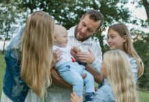 Stres in spol otrok: Zakaj ekstremne razmere rojevajo več deklic?