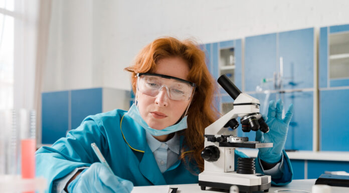 “Otrok” iz kožne celice: Revolucija v boju proti neplodnosti ali vrhunec neetičnosti?