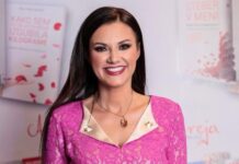 Znane osebnosti in direktorji počastili izid dveh novih knjig Andreje Jernejčič