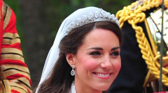 Vizažistka ovrgla trditve, da se je Kate Middleton sama naličila za poroko