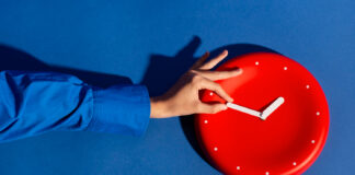 V noči na nedeljo, 26. oktobra 2025, bomo prešli nazaj na zimski čas