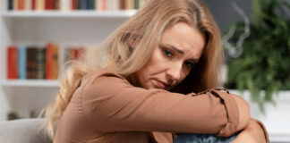 Zakaj je pri ženskah v zrelih letih toliko več duševnih motenj?