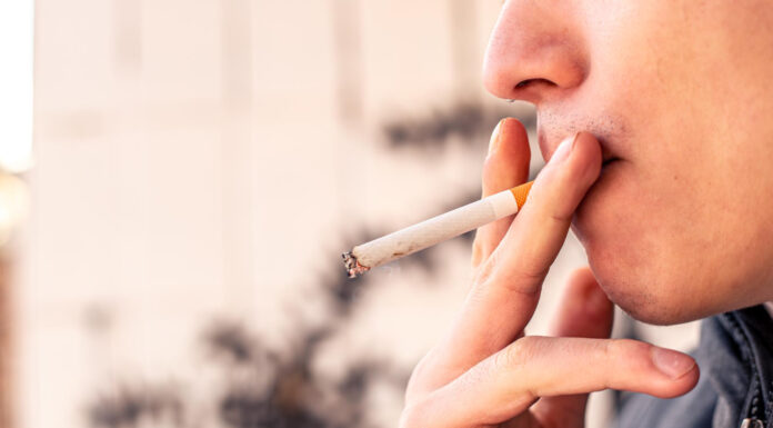 Že nekaj cigaret na dan lahko poškoduje vaše srce za desetletja