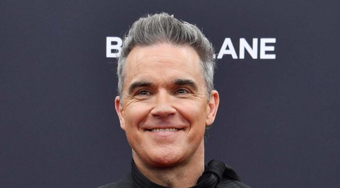 Robbie Williams se boji, da bo zaradi injekcij za hujšanje oslepel