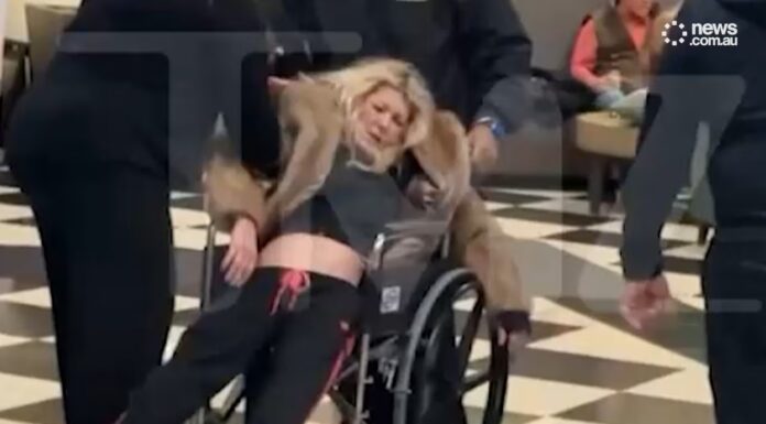 Zvezdnica trdi, da so jo v hotelu zadrogirali in izgubila zavest