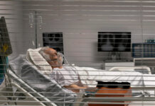 Znanstveniki z univerze Yale povezujejo cepiva za Covid z zaskrbljujočim novim sindromom