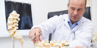 Ta presenetljivo preprosta vsakdanja navada ima velik vpliv na zdravje kosti