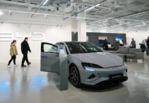 V Cityparku je BYD odprl svoj prvi avtosalon pri nas