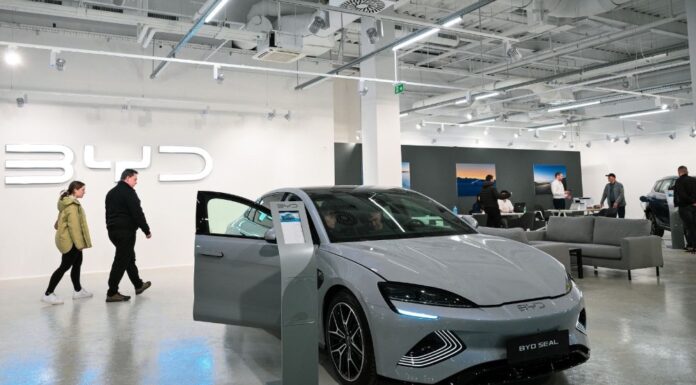 V Cityparku je BYD odprl svoj prvi avtosalon pri nas