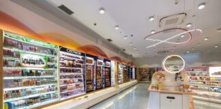 dm drogerie markt Slovenija predstavlja prenovljena dekorativna stojala