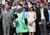 Princ Harry, Meghan in otroci so se po štirih letih ponovno srečali z dedkom, kraljem Charlesom