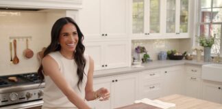 Meghan Markle zaradi snobovskega obnašanja komaj dobila služinčad