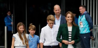 Princ William in Kate Middleton sta se pojavila v javnosti z vsemi otroki